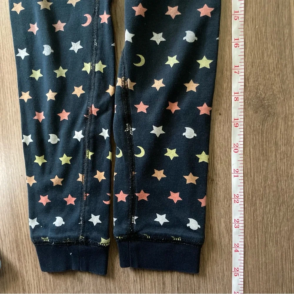 Primary Kids Pajama Set Size 6-7 Black Long Sleeve Stars and Moon Organic Cotton